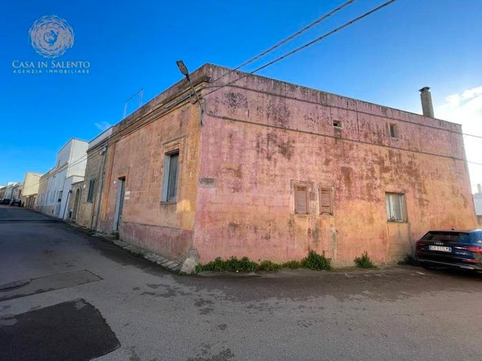 Casa con 6 locali in vendita in Via Cappelluzza, Montesardo, Alessano