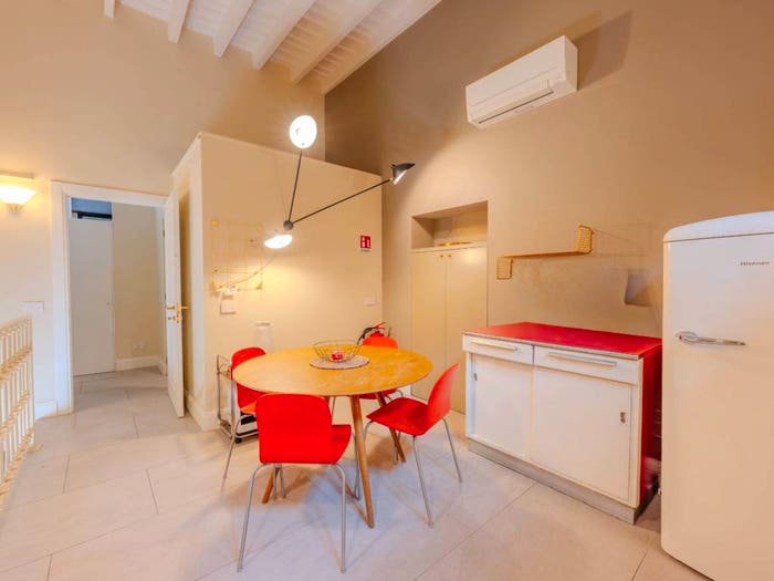 Appartamento quadrilocale in vendita in Via Carlo Goldoni, Indipendenza, Milano