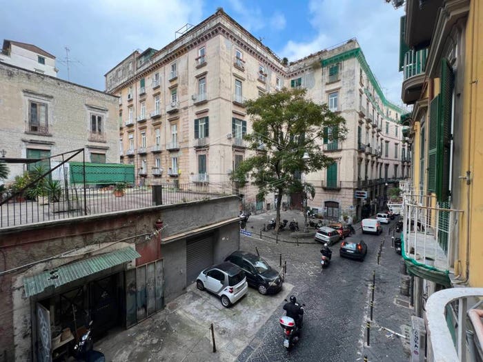 Appartamento bilocale in vendita in Via Dei Pellegrini, Monte Santo, Napoli