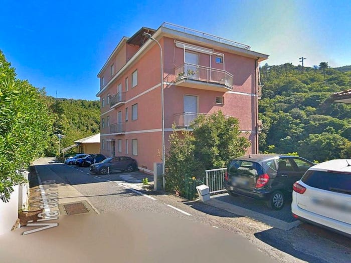 Appartamento con 6 locali in vendita in Via della Pineta, Centro, Lavagna