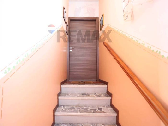 Appartamento con 5 locali in vendita in Via Garibaldi, Osio Sotto
