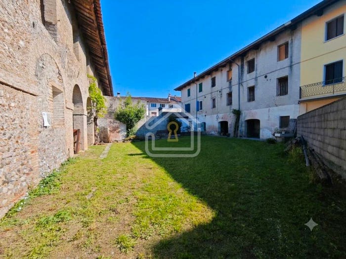 Casa con 6 locali in vendita in Via Maggiore, Sedegliano Gradisca, Sedegliano