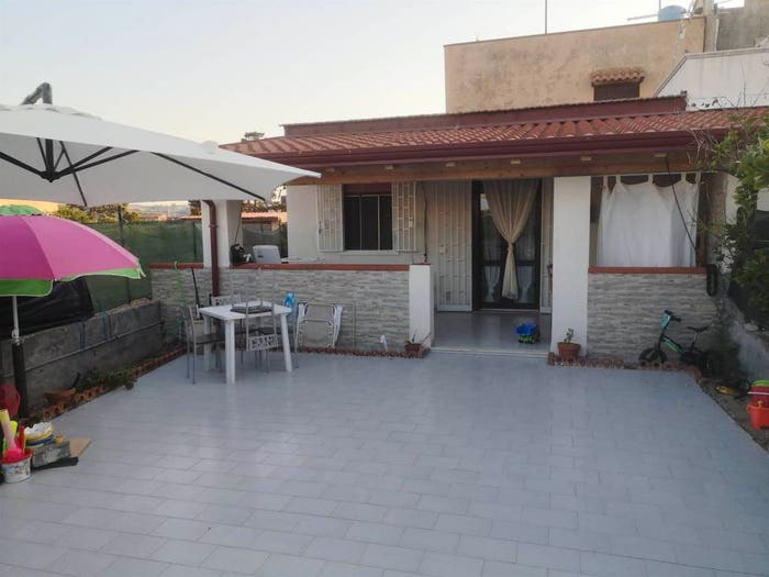 Casa trilocale in vendita in Via Venere, Agnone, Augusta