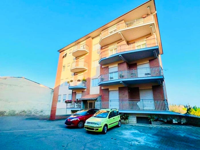 Appartamento quadrilocale in vendita in Via emidio pulifici, Centro, Magliano Sabina