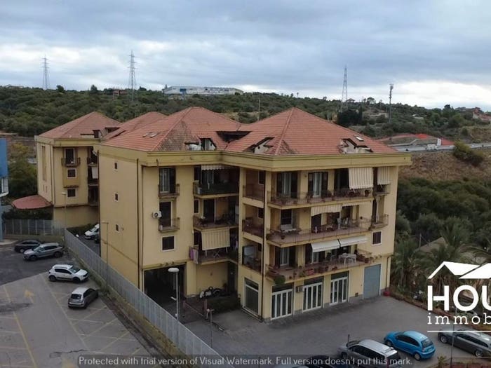 Appartamento con 6 locali in vendita in Paternò