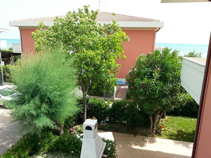 Appartamento trilocale in vendita in Silvi