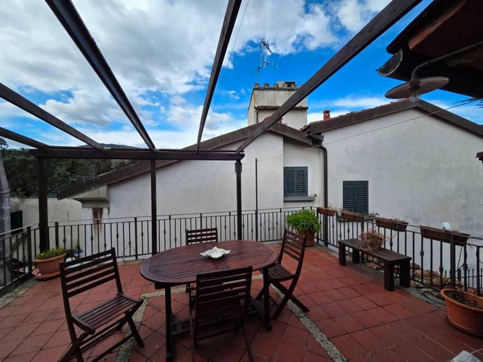 Casa con 6 locali in vendita in via di barberino, Croci Di Calenzano, Calenzano