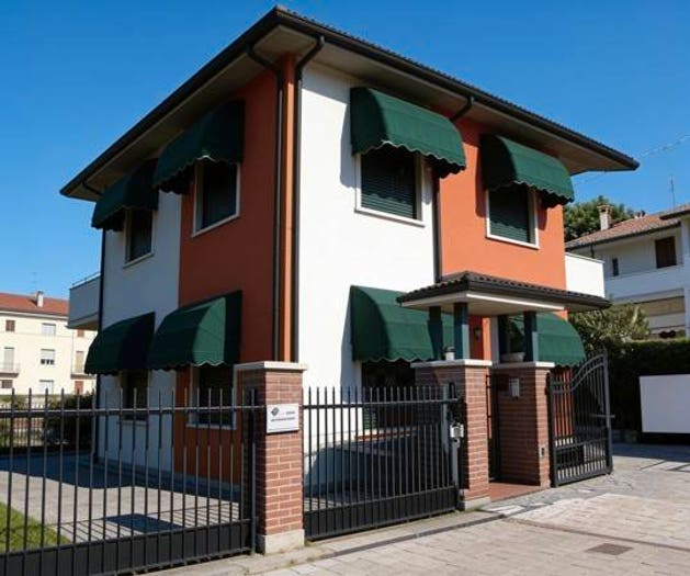 Casa con 5 locali in vendita in Viale Rom, Centro, Cologna Veneta