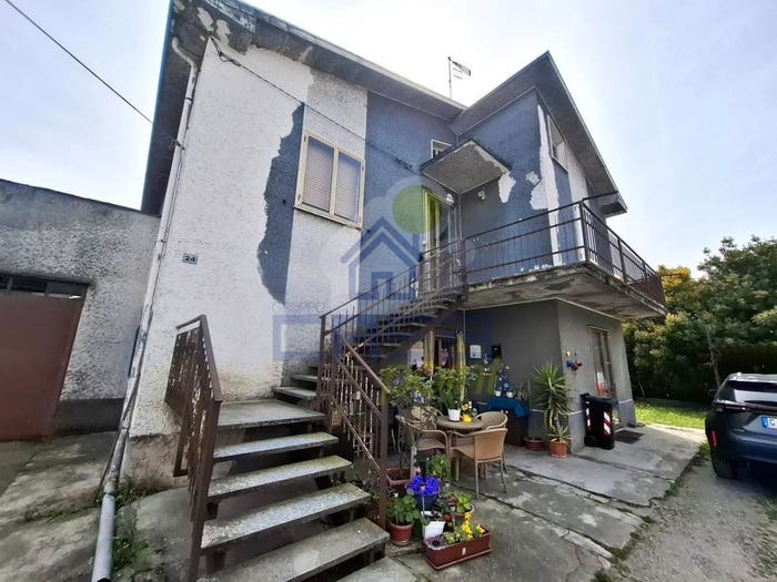 Appartamento con 6 locali in vendita in VIA MONTICELLI SANTI, Centro, Monticelli d'Ongina