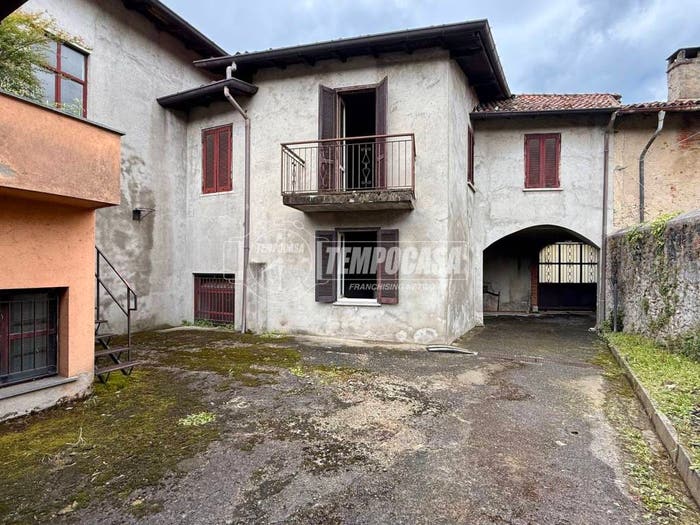 Casa trilocale in vendita in Via Salvatore Quasimodo, Viganò