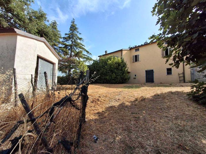 Casa quadrilocale in vendita in Strada Ca' Martino, Maiolo