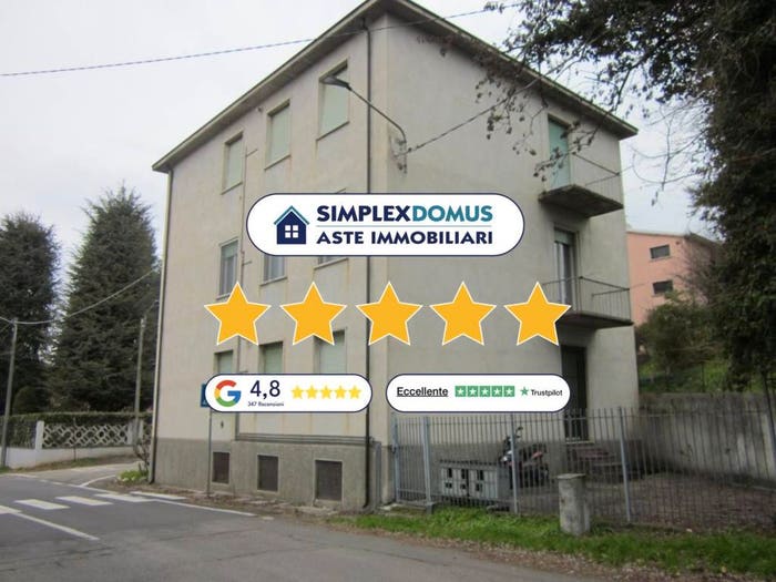 Appartamento quadrilocale in vendita in Viale Amedeo di Savoia Duca d'Aosta, Centro, Casteggio