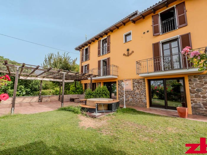 Casa con 6 locali in vendita in Giuseppe Garibaldi, Centro, Montemarzino