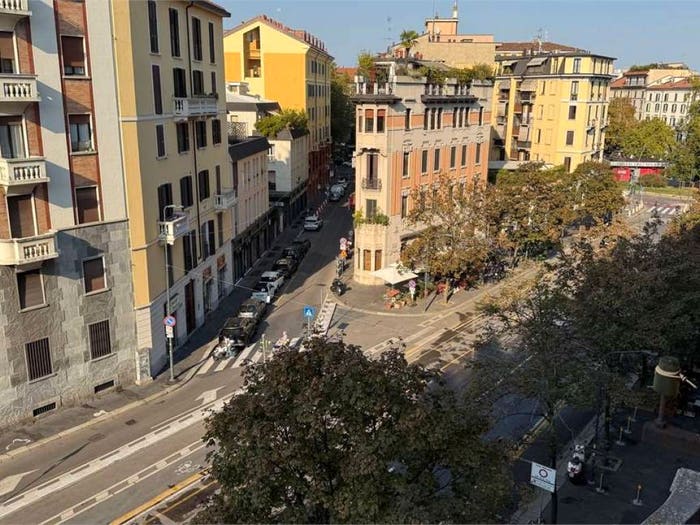 Appartamento trilocale in affitto in via Piacenza, Porta Romana Medaglie d'Oro, Milano