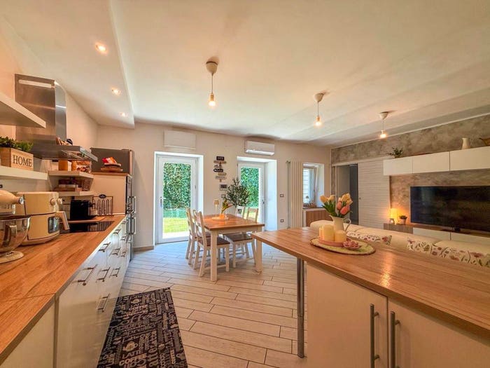 Casa con 6 locali in vendita in Via Nazionale, Abbadia Alpina, Pinerolo