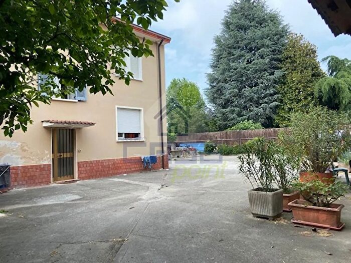 Appartamento quadrilocale in vendita in Via Vittorio Veneto, Castelverde
