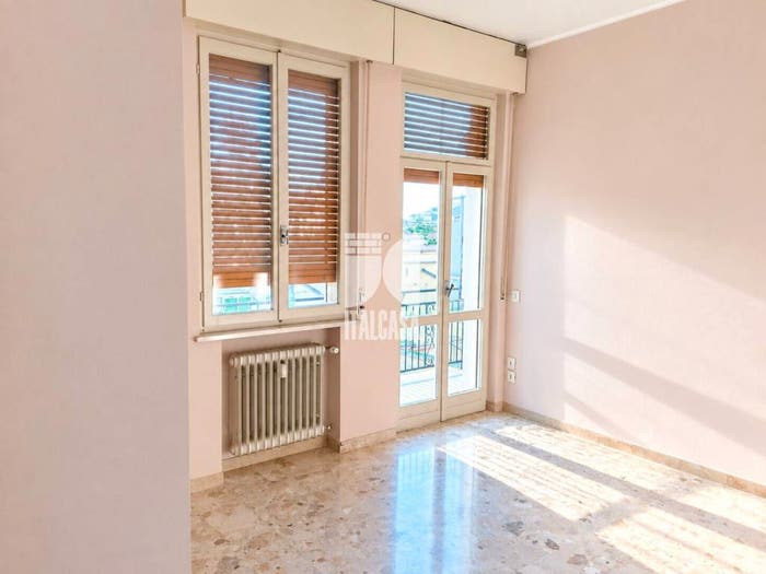 Appartamento trilocale in vendita in Via Anselmo Guerrieri Gonzaga, Centro, Mantova