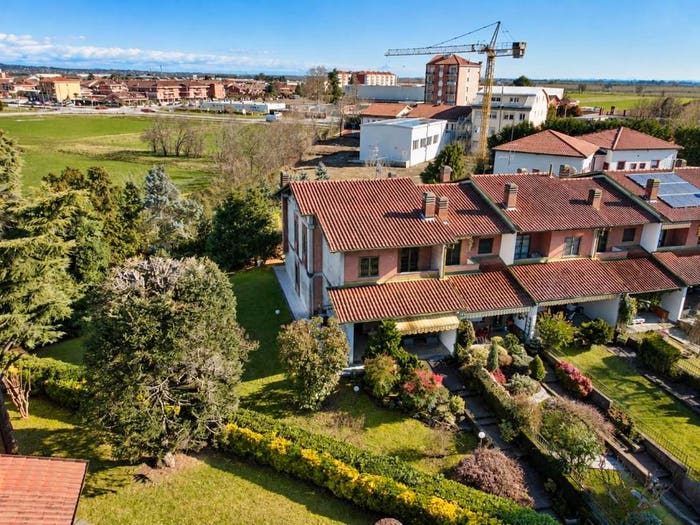 Casa con 6 locali in vendita in Garino, Vinovo