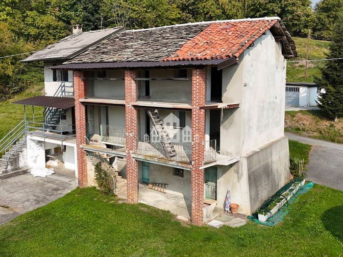 Casa quadrilocale in vendita in Via Filassola, San Colombano Belmonte