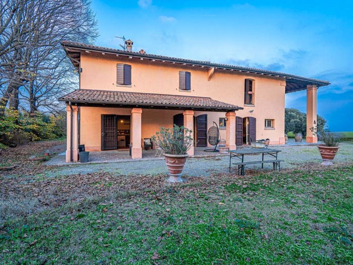 Casa con 6 locali in vendita in Via Medesano, Castel Guelfo di Bologna