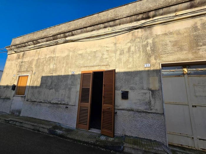 Appartamento trilocale in vendita in Via Rovigo, Collemeto, Galatina