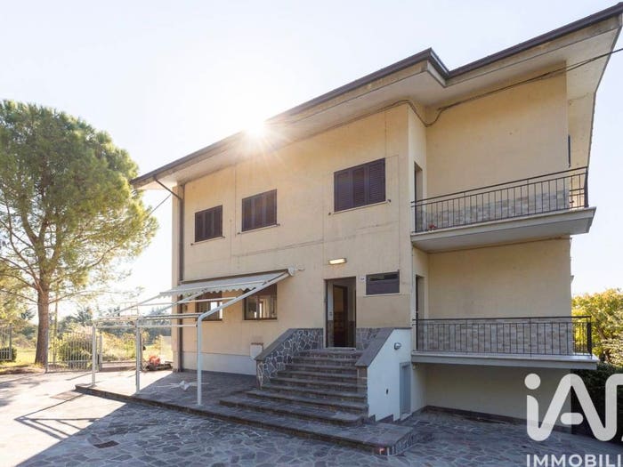 Casa con 6 locali in vendita in Via Roma, Via Roma Asse Sud, Jesi