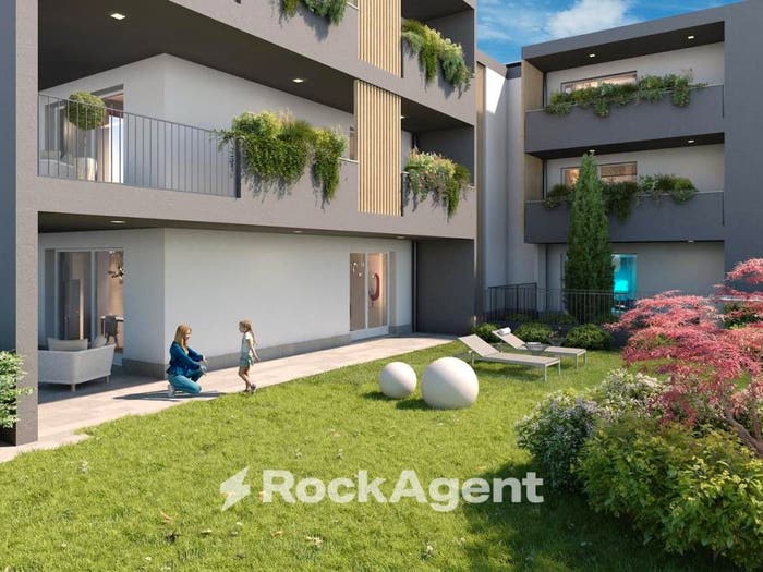 Appartamento quadrilocale in vendita in Via Giovanni Boccaccio, Centro, Mozzo