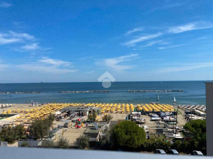 Appartamento trilocale in vendita in Viale gioacchino rossini, Lido Adriano Lido di Dante, Ravenna