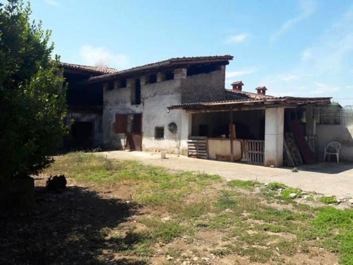 Casa con 5 locali in vendita in Passirano