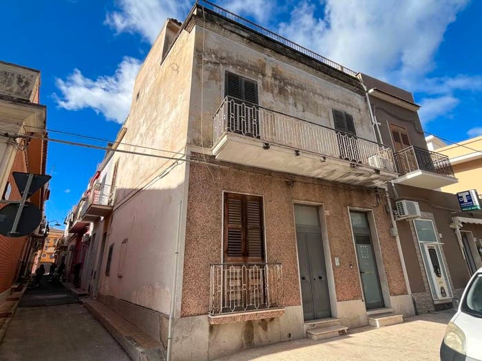 Casa con 6 locali in vendita in Corso Giuseppe Garibaldi, Centro, Avola