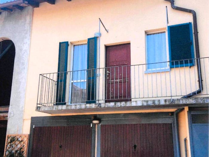 Appartamento bilocale in vendita in via Carlo Mosè Bianchi Inverigo CO Italia, Centro, Inverigo