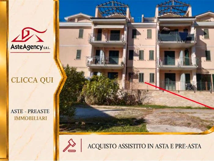 Appartamento trilocale in vendita in VIA ROMOLO MURRI B, Centro, Montecassiano