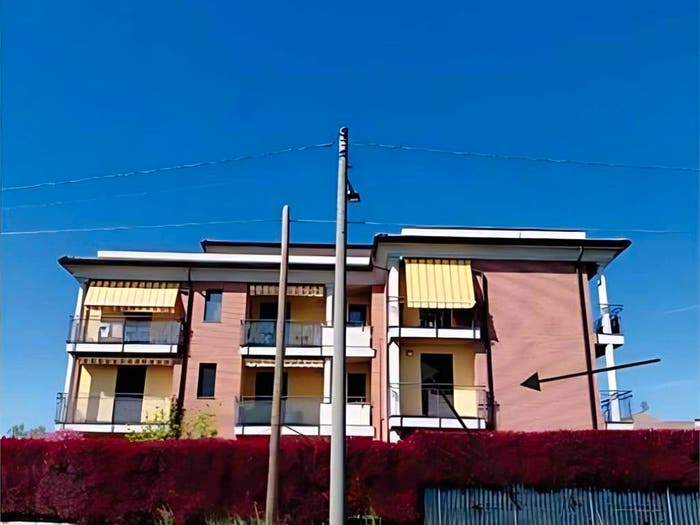 Appartamento trilocale in vendita in via Berra C A, Venegono Inferiore