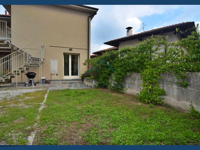 Appartamento bilocale in vendita in Via Giosuè Carducci, Montonate, Mornago