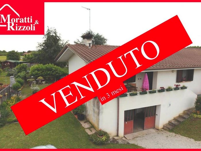 Casa quadrilocale in vendita in Via Schiaipis, Centro, Castions di Strada
