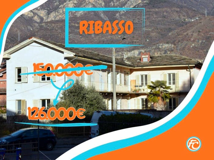 Casa con 6 locali in vendita in Via Carlo Trattenero, Centro, Bussoleno