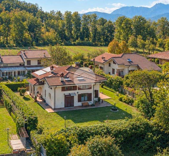 Casa con 6 locali in vendita in Via Chiattera, Avigliana