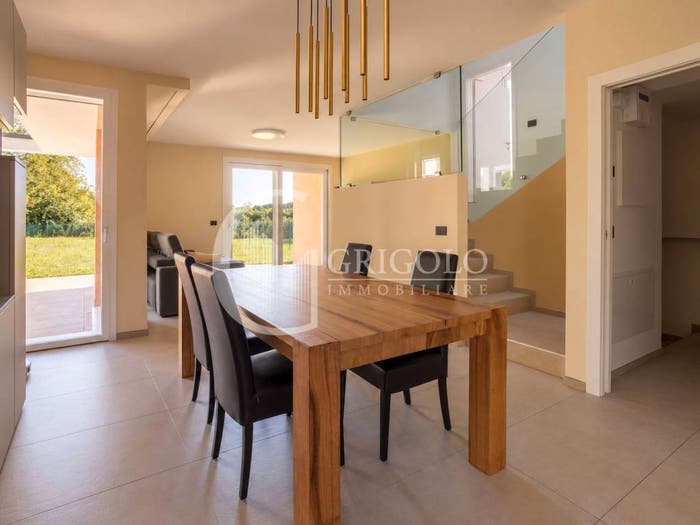 Casa con 5 locali in vendita in Via Fratelli Cervi, Marocco, Mogliano Veneto