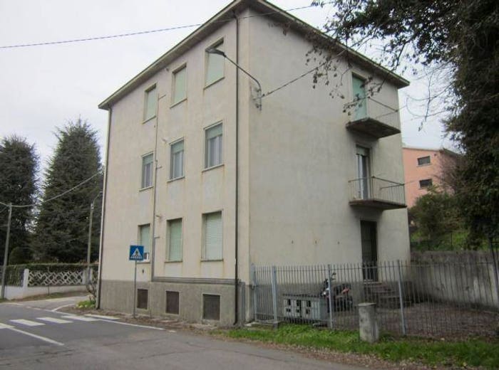 Appartamento con 5 locali in vendita in Via Amedeo di Savoia Duca d'Aosta, Centro, Casteggio