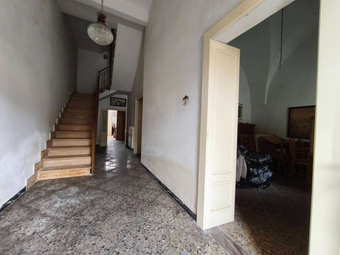 Casa con 6 locali in vendita in Via Rodolfo Graziani, Centro, Neviano