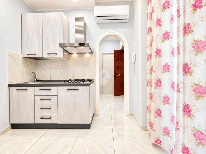 Appartamento bilocale in vendita in Via bari, Vasto, Napoli