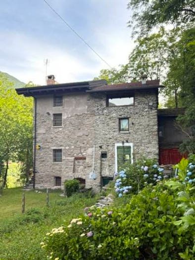 Casa quadrilocale in vendita in Berzo Demo
