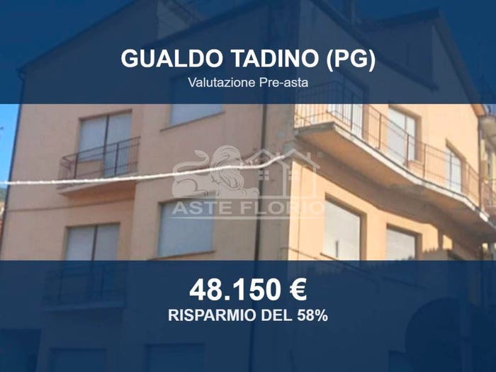 Casa quadrilocale in vendita in Via Angelo Pennoni, Centro, Gualdo Tadino