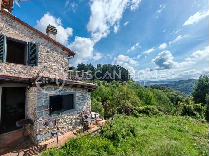 Casa con 6 locali in vendita in Gromignana, Coreglia Antelminelli