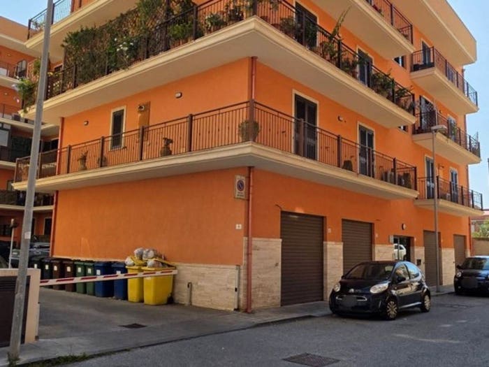 Appartamento trilocale in vendita in Via Giuseppe Piaggia SNC, Centro, Milazzo