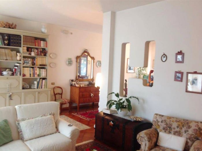 Casa con 6 locali in vendita in PIAZZA DANTE, Centro, Borgo San Lorenzo