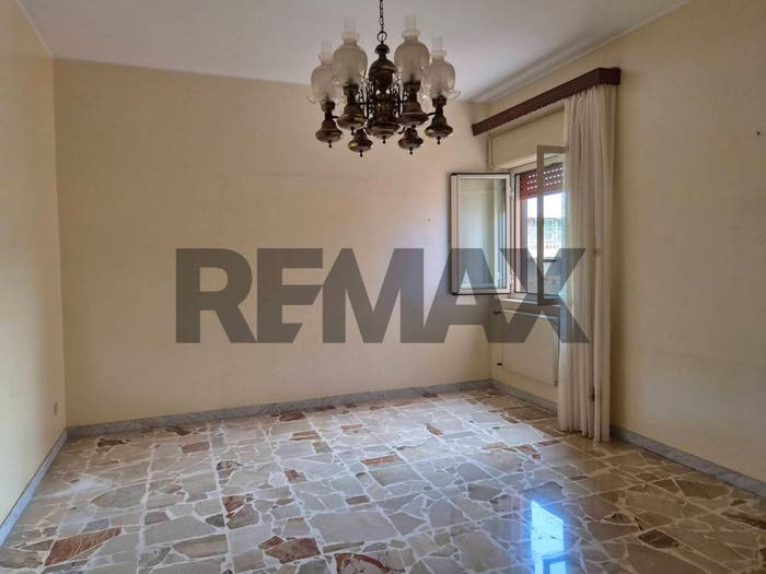 Appartamento trilocale in vendita in Rapisardi, Catania