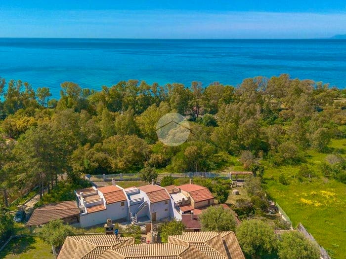 Casa trilocale in vendita in Via delle Acacie, Terra Mala Geremeas, Quartu Sant'Elena
