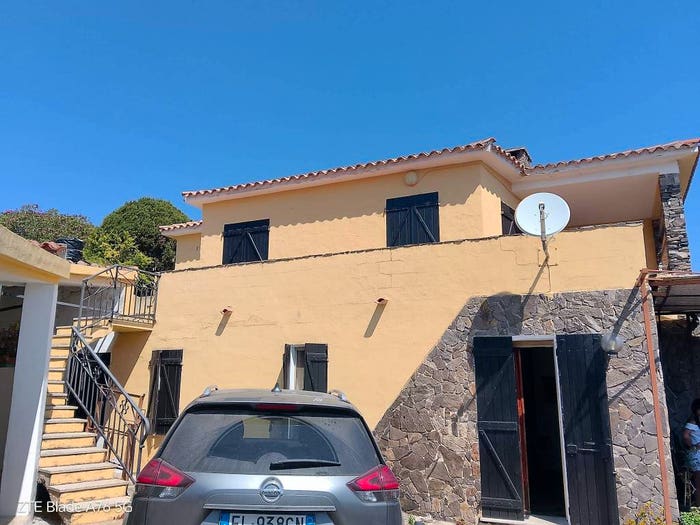 Casa con 5 locali in vendita in Via Monte Alvu, Pittulongu, Olbia
