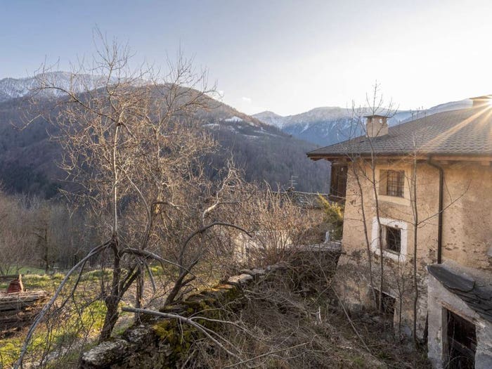 Casa trilocale in vendita in Borgata Paschero Snc, Celle di Macra